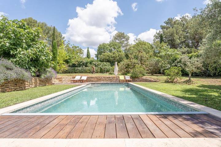 Villa pour 12 personnes, avec vue ainsi que piscine et jardin, animaux acceptés - 1