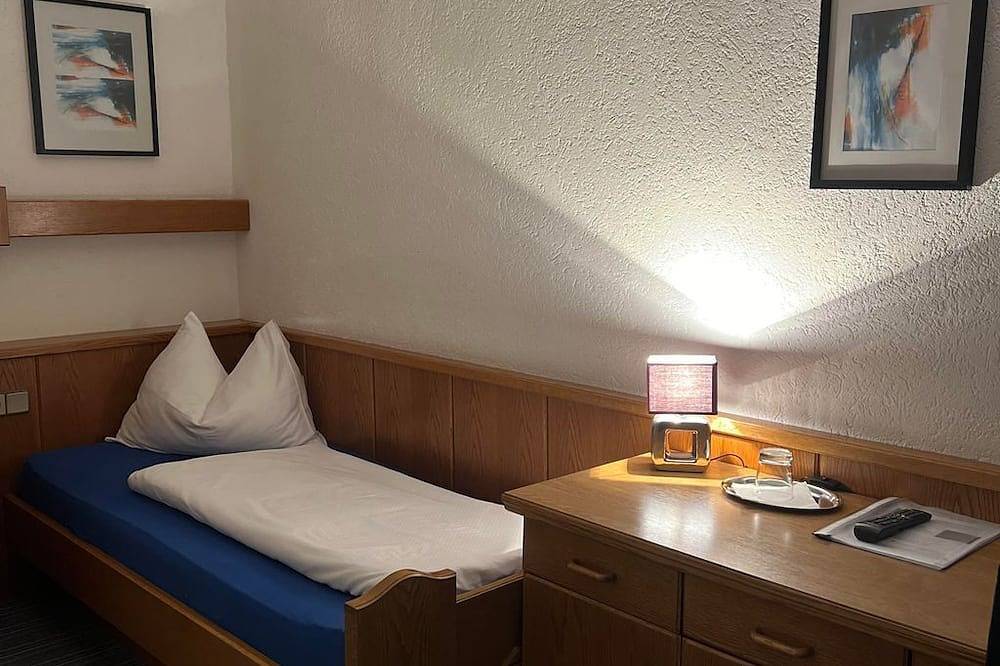 Einbettzimmer - Frühstückspension Appartements Wasserer in Bad Kleinkirchheim, Nockberge