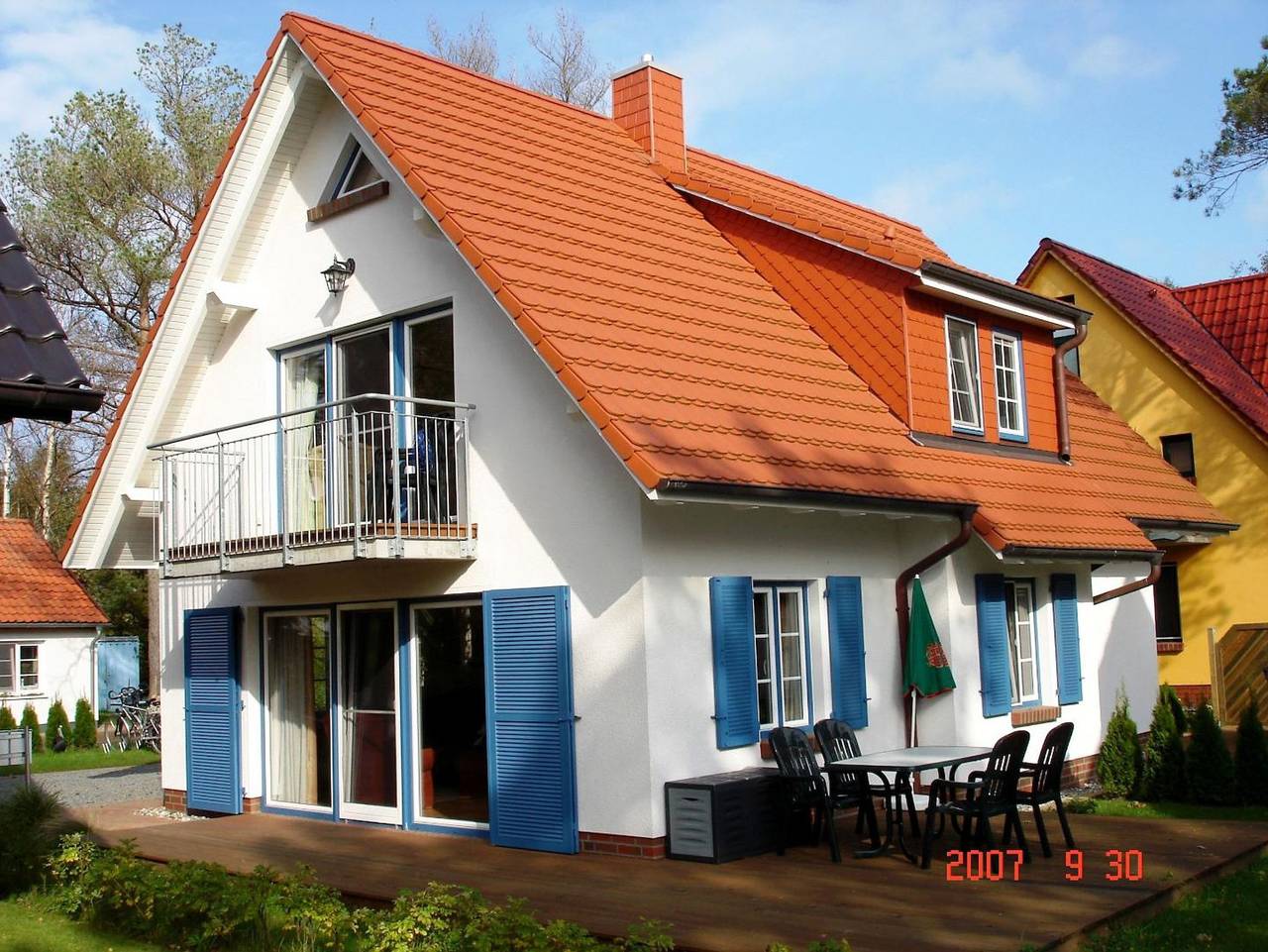 Ganze Ferienwohnung, Haus Sabine - Eg - Helle, große Erdgeschosswohnung in ruhiger Lage! in Müggenburg, Zingst