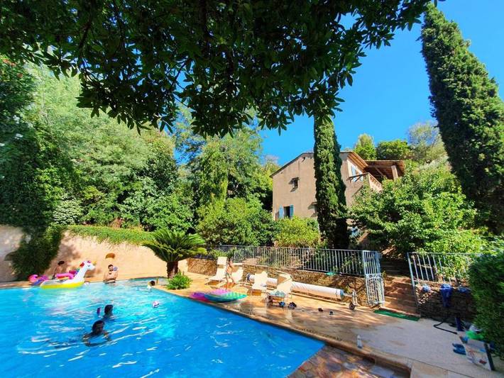 Villa pour 8 personnes, avec jardin ainsi que piscine et vue à Rayol-Canadel-sur-Mer - 2