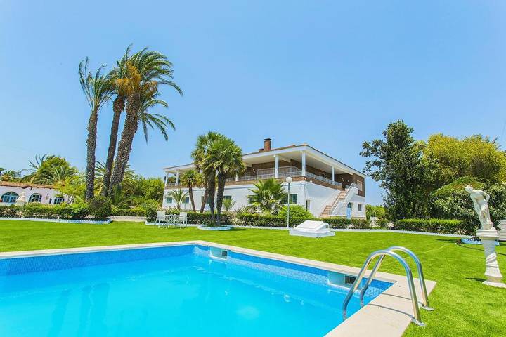 Casa rural para 8 personas, con Terraza además de Jardín y Piscina en Los Montesinos - 3