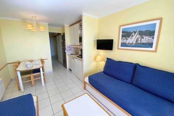 Location De Vacances pour 4 Personnes dans Cap Estérel, Saint-Raphaël, Photo 4