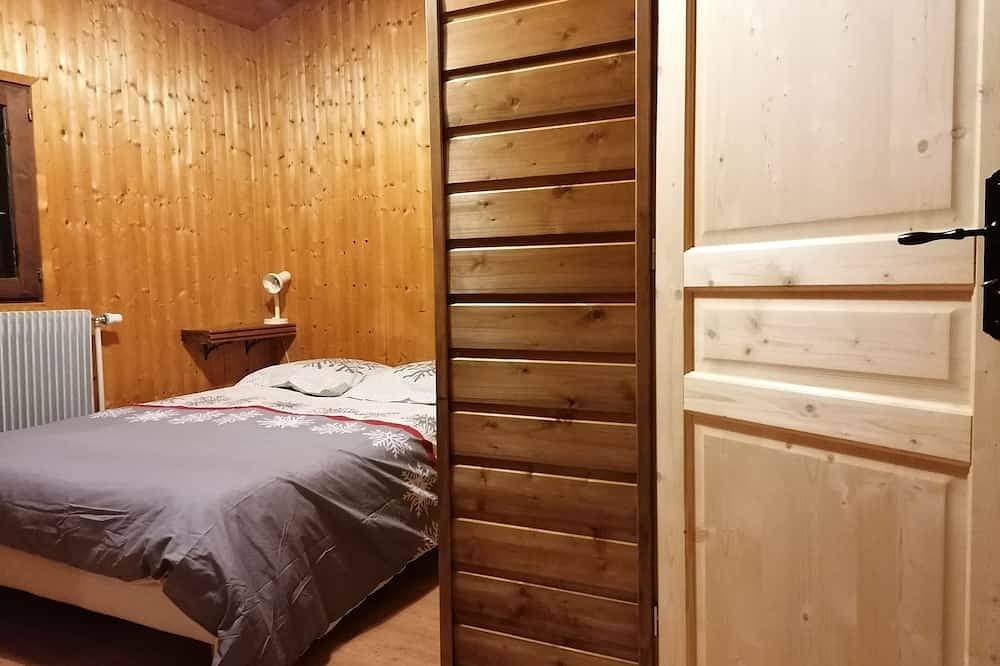 Authentic mountain chalet with view - sauna- Norwegian bath in La Ferrière, Isère