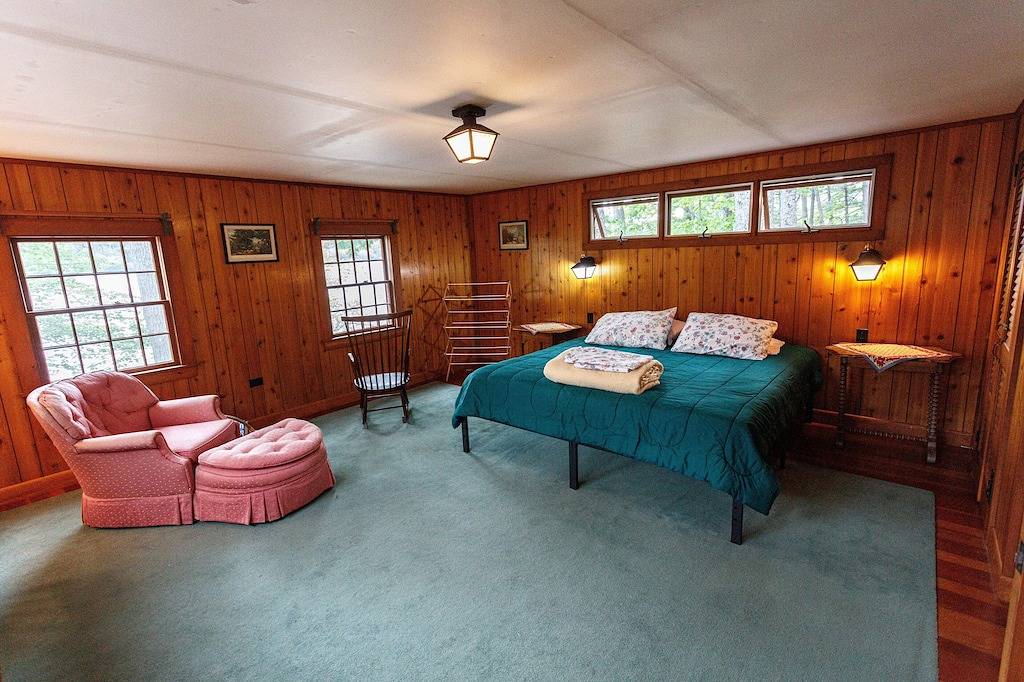 Squam Lake Classic Waterfront Haus in Holderness, Squam Lake