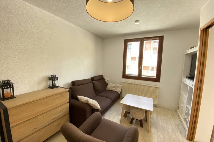 Gîte pour 8 personnes, avec balcon, adapté aux familles dans Valberg (Niza) - 4