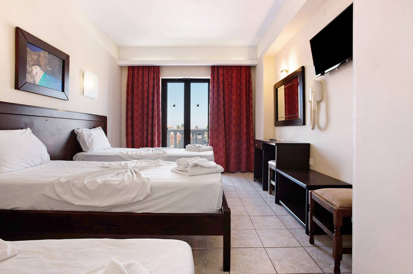 Ganzes Studio, Paradise Zante Standard Studio 3 mit Gemeinschaftspool & Wi-Fi in Laganas, Zakynthos