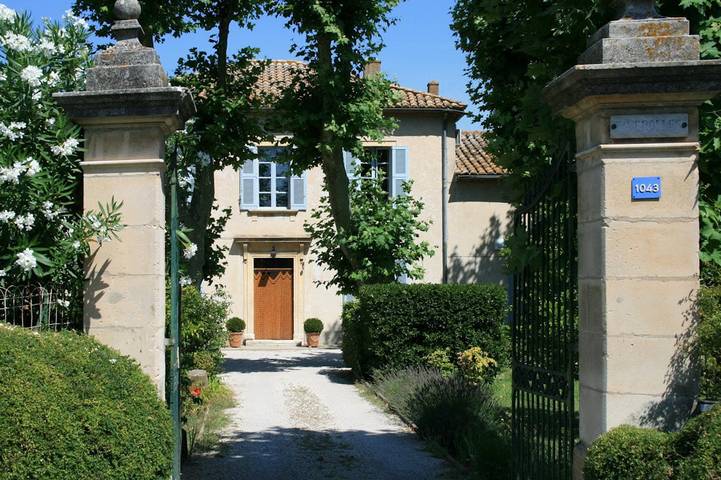 Chambre d’hôte pour 3 personnes, avec piscine et jardin