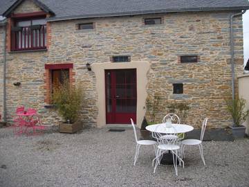 Gîte pour 5 personnes, avec terrasse à Soudan (France)