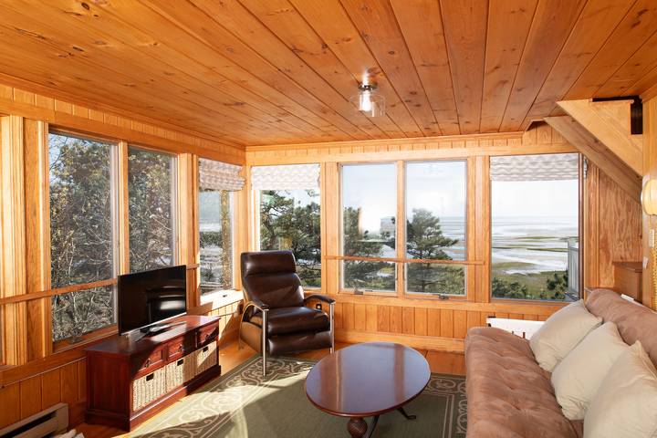 90 Ring Rd in Wellfleet, Cape Cod