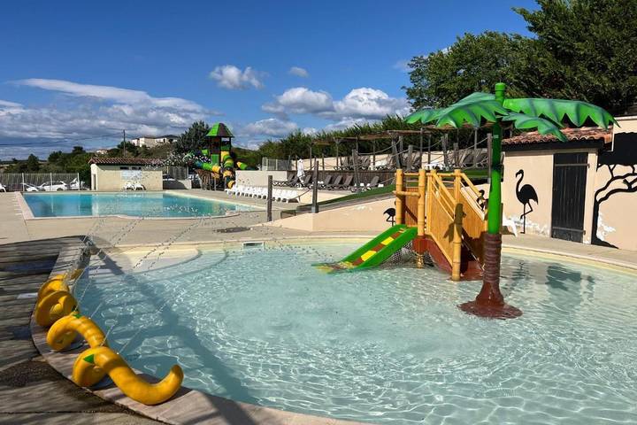 Location de vacances pour 4 personnes, animaux acceptés à Lussas