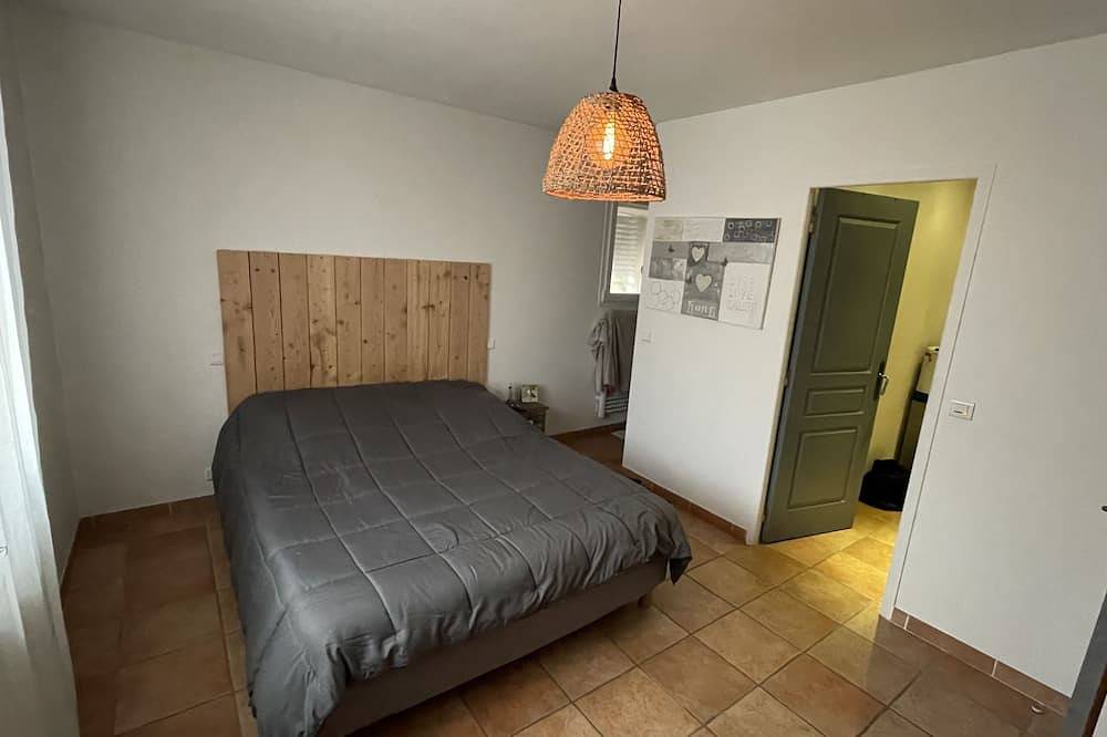 Spacious and Comfortable villa any comfort and swimming pool in Cazouls-lès-Béziers, Béziers region