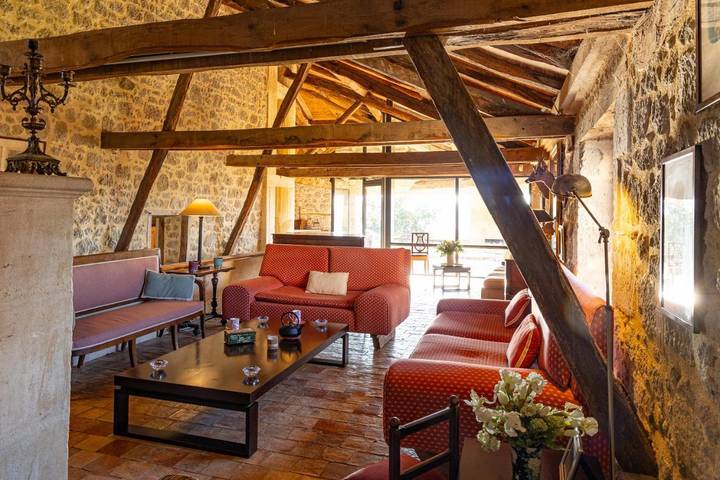 Location de vacances pour 22 personnes, avec vue et jardin ainsi que piscine et vue sur le lac à Francescas - 2