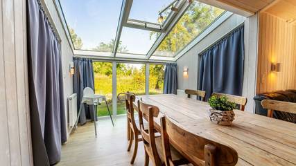 Ferienhaus für 12 Personen, mit Balkon und Whirlpool sowie Sauna und Garten in Priwall