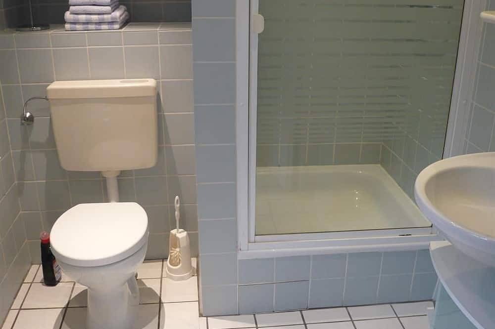 Ganze Wohnung, Ferienwohnung 1 - Altes Schulhaus in Bad Schwartau, Ostholstein