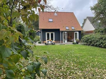 Villa für 6 Personen, mit Terrasse und Garten in Oostkapelle