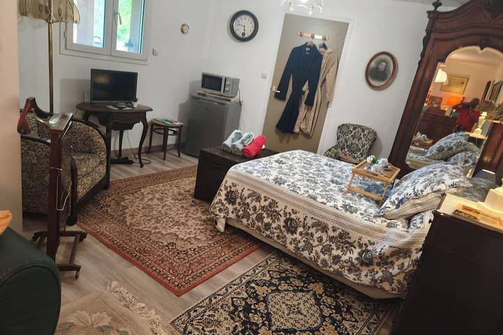 Pour votre séjour au calme avec une entée indépendante. in Saint-Vincent-sur-l'Isle, Périgord Blanc