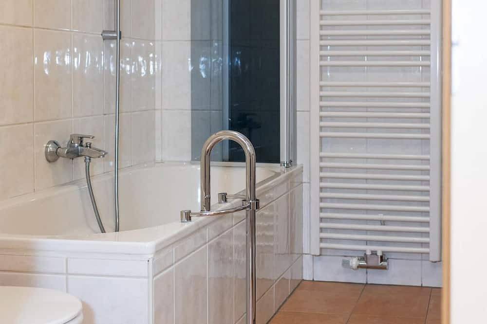 Ganze Wohnung, Ferienwohnung Just - Appartement/Fewo, Dusche oder Bad, Wc, 1 Schlafrau in Schönenberg-Kübelberg, Saar-Nahe-Bergland