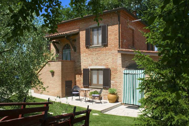 Villa pour 9 personnes avec jardin in Montepulciano, Province de Sienne