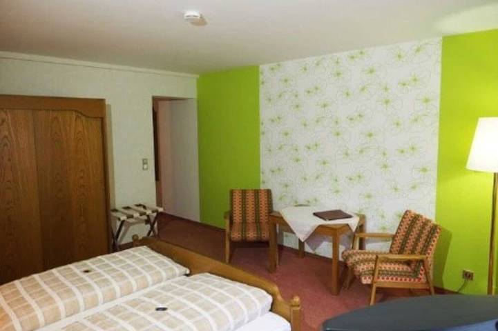 Ferienwohnung für 19 Personen, mit Terrasse und Garten sowie Sauna in Zorge - 2