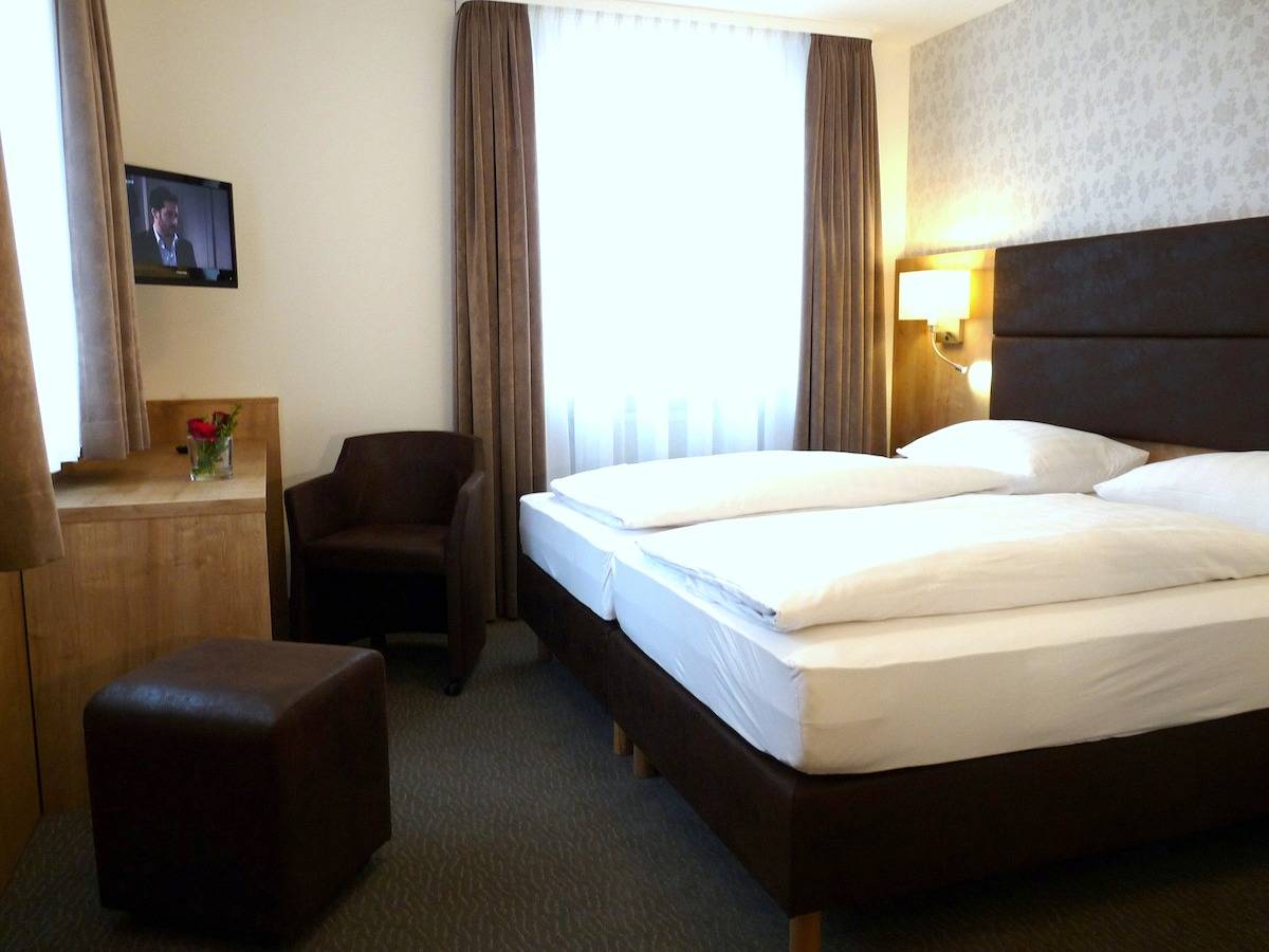 Hirschenwirt - Doppelzimmer zur Einzelnutzung in Eichstätt, Altmühltal