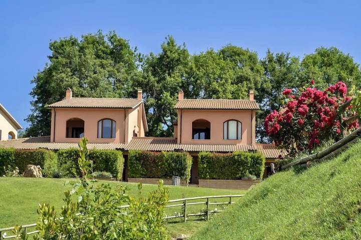 Ferienwohnung für 4 Personen, mit Garten und Pool sowie Whirlpool - 1