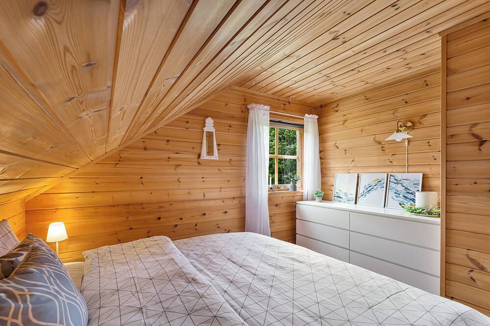 Fjord Lodge am Ufer des Dalsfjord in Volda