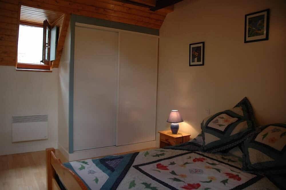 Jolie petite maison,  grand jardin, entre Béarn et Pays basque (2 à 4 personnes) in Jasses, Béarn