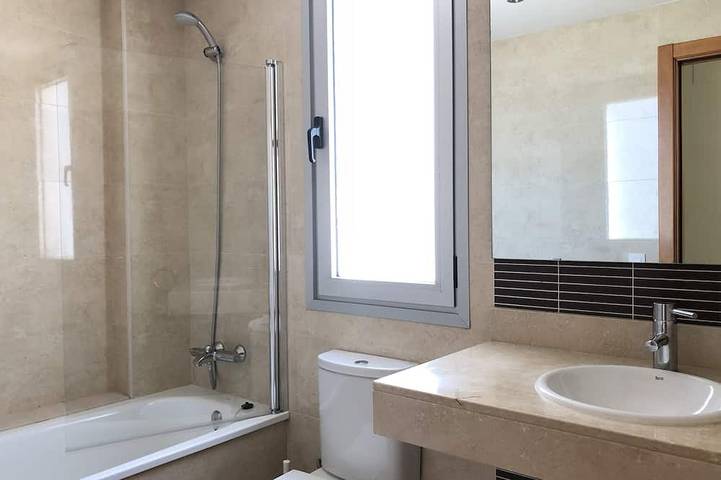 Apartamento entero, Fantástico Apartamento A 5 Min De La Playa, Con Piscina, Parking Y WiFi (600Mb) in Sant Feliu de Guíxols, Costa Brava