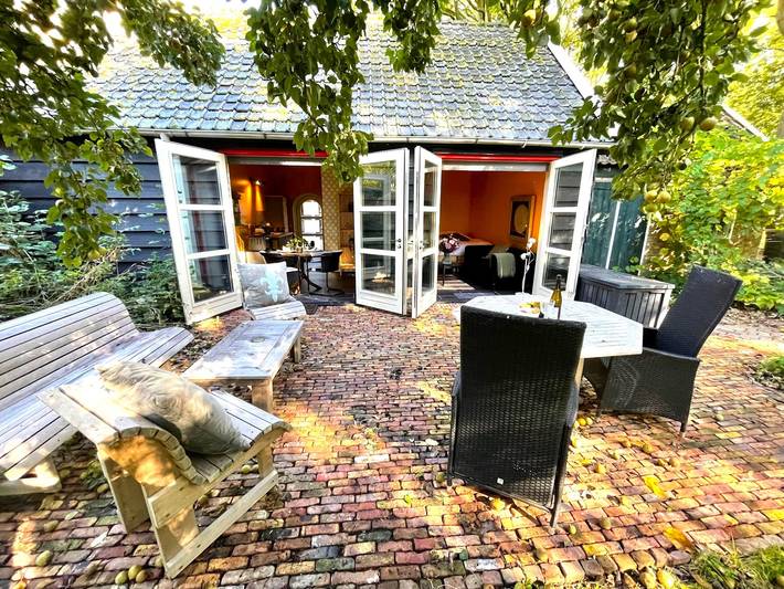 Studio voor 2 personen, met terras en tuin in Kamperland