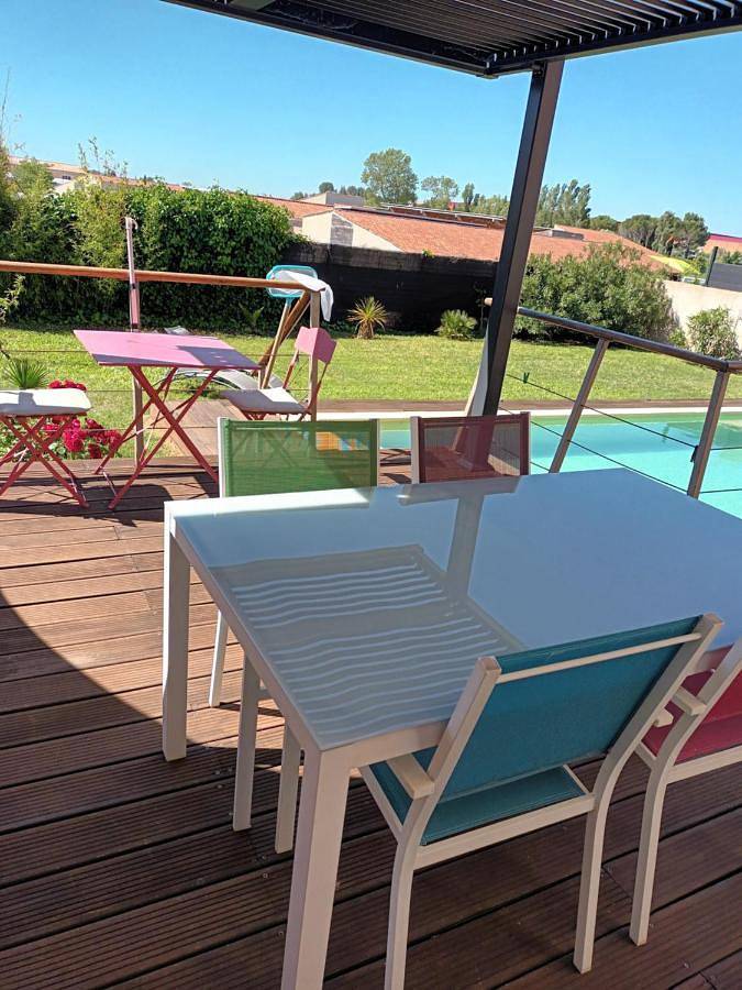 Gîte pour 2 personnes, avec vue et piscine ainsi que jardin et terrasse à Villeveyrac - 3