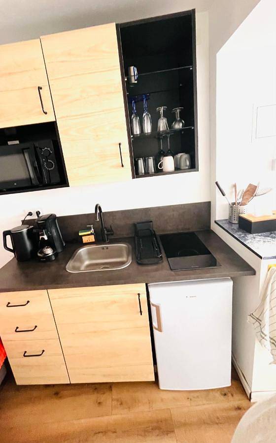 Appartement entier, One-Bedroom Apartment in Béthune, Région de Béthune
