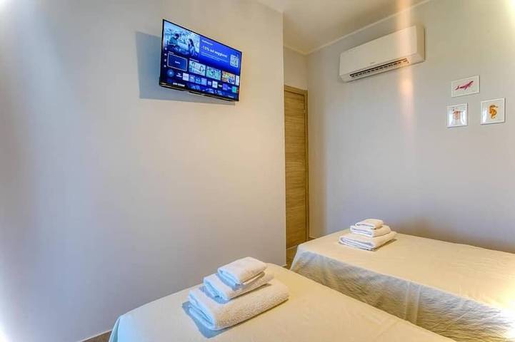 Calabria – Vacation Home with a Garden, Ocean View, and Close to the Beach Near Tropea and Pizzo in Briatico, Province de Vibo Valentia