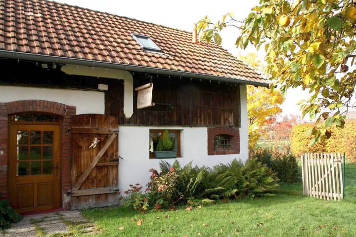 Location de vacances pour 3 personnes, avec Jacuzzi et Terrasse ainsi que Jardin et Vue à Moosch