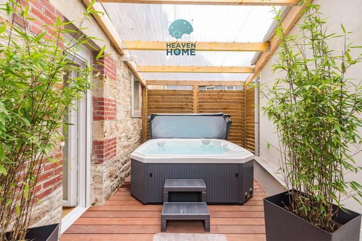 Gîte pour 4 personnes, avec jardin ainsi que jacuzzi et balcon à Guingamp