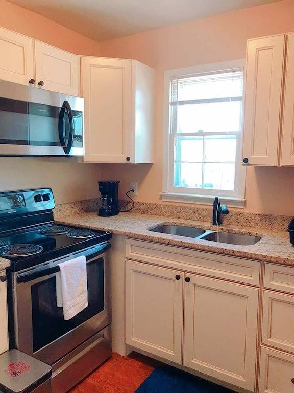 Ganze Wohnung, Beautiful apt Downtown perfect for long term stays in Greensboro, Guilford County