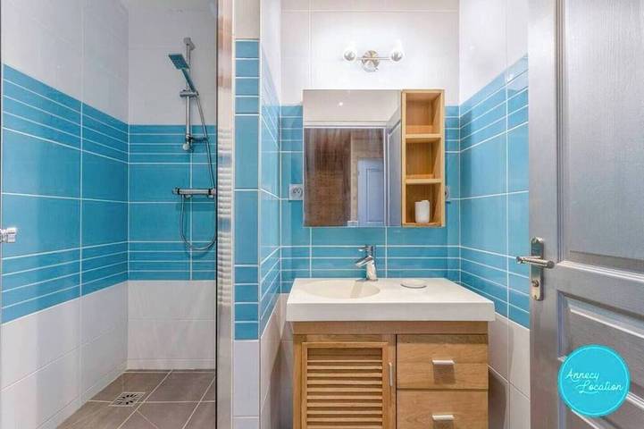 Gîte pour 5 personnes, avec terrasse à Montmin - 4