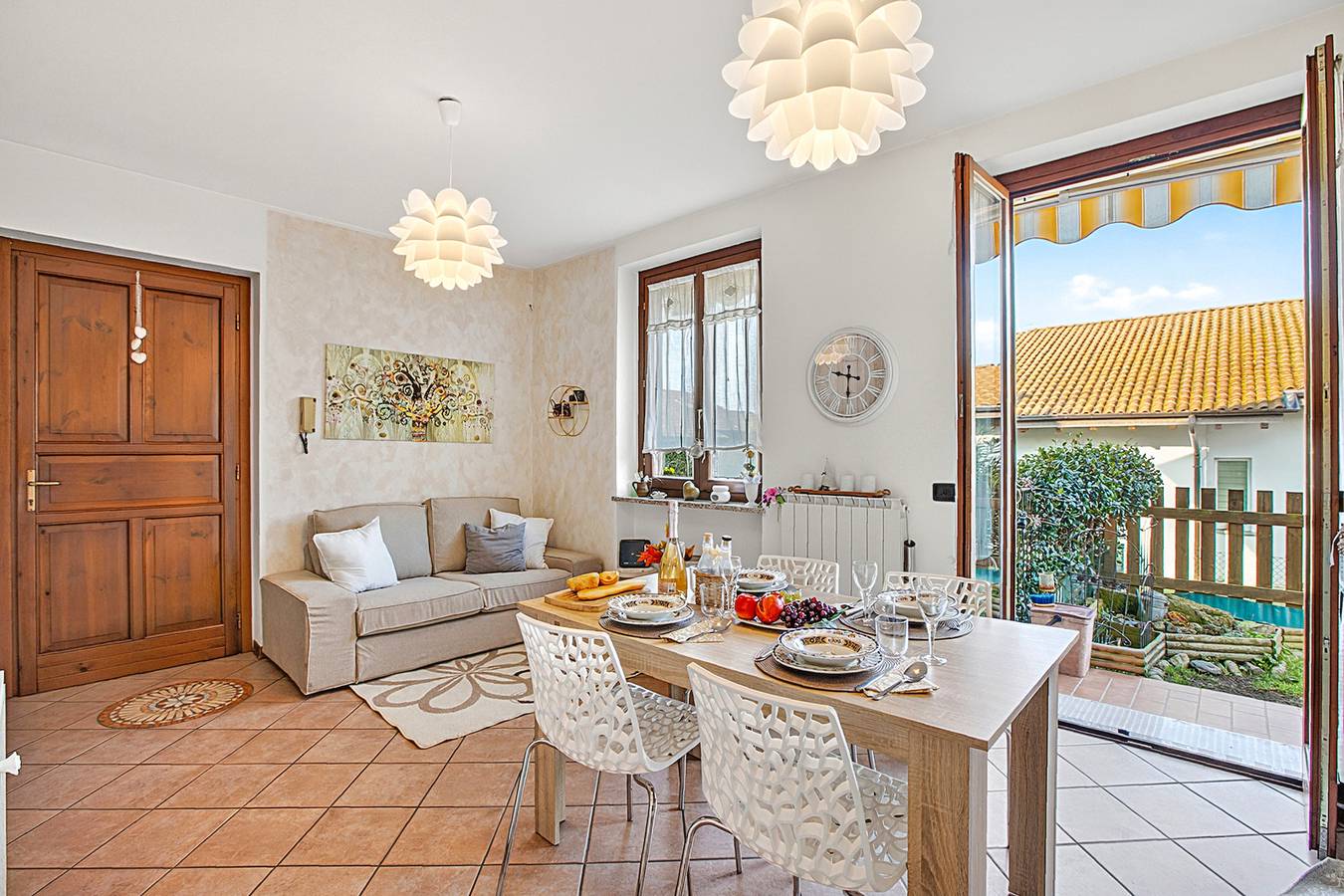 Appartamento intero, Alba Rosa Apartment - 2 Bed, 2 Bath in Taino, Lago Maggiore (Lombardia)