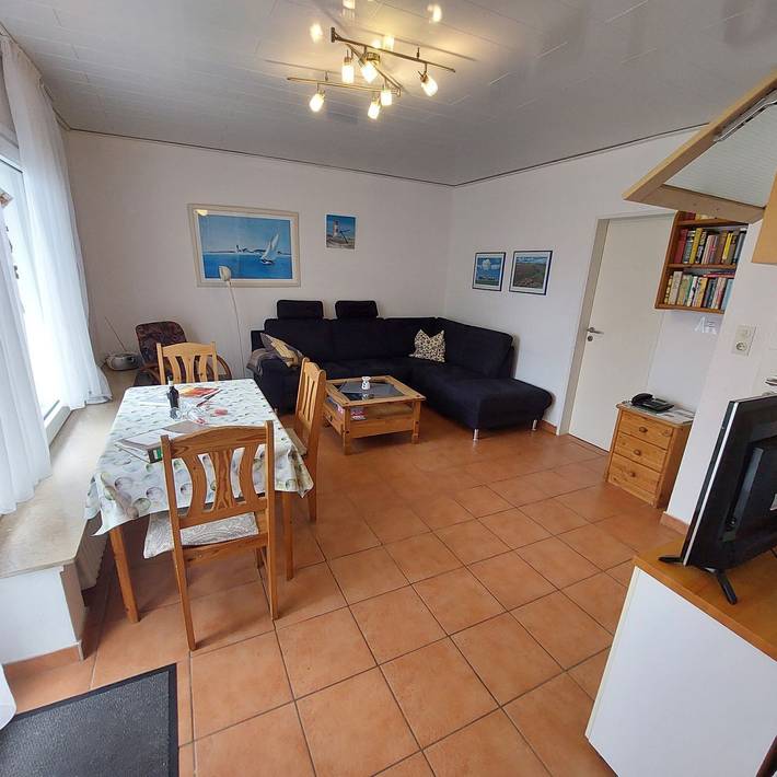 Ferienhaus für 4 Personen, mit Terrasse und Garten in Norddeich