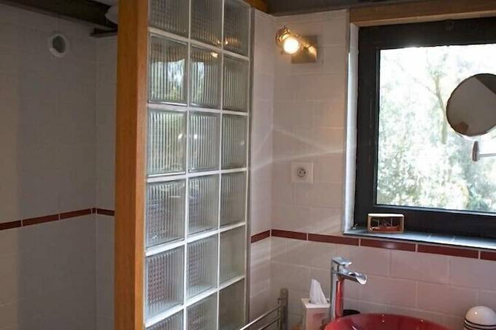 Gîte pour 4 personnes, avec jardin dans Quimiac - 4