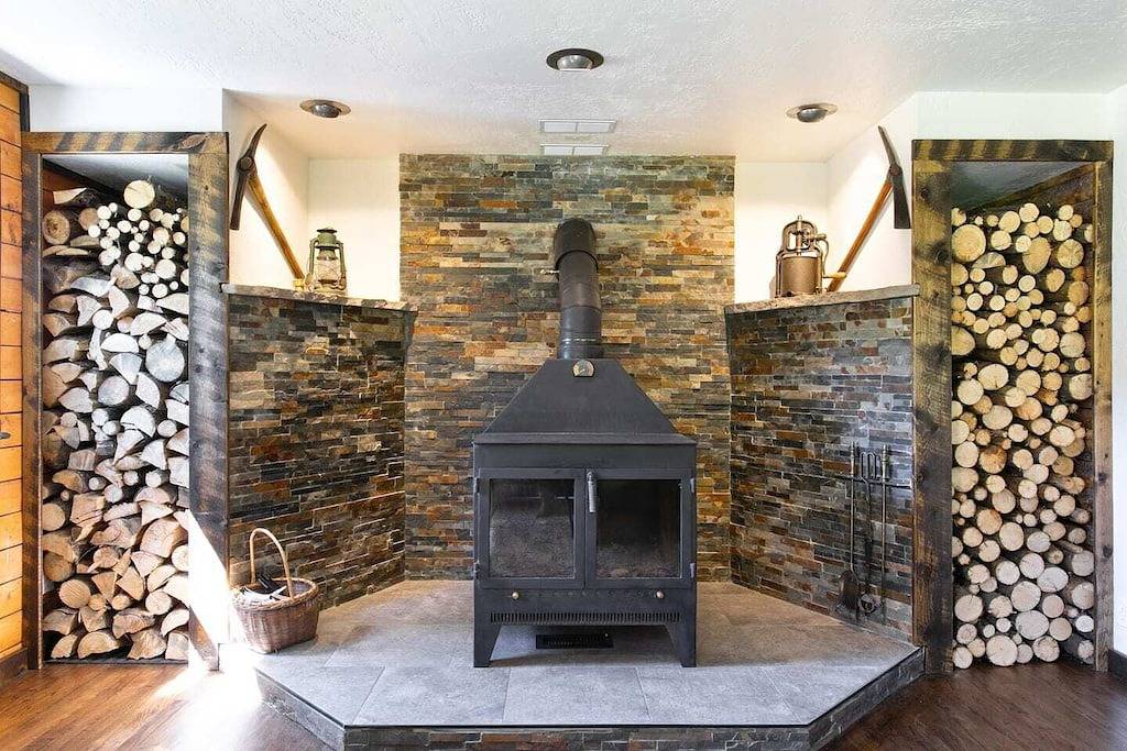 Mountain lodge w/creekside sauna and patio w/ fire pit - Casinos nearby! in Arapaho and Roosevelt National Forests