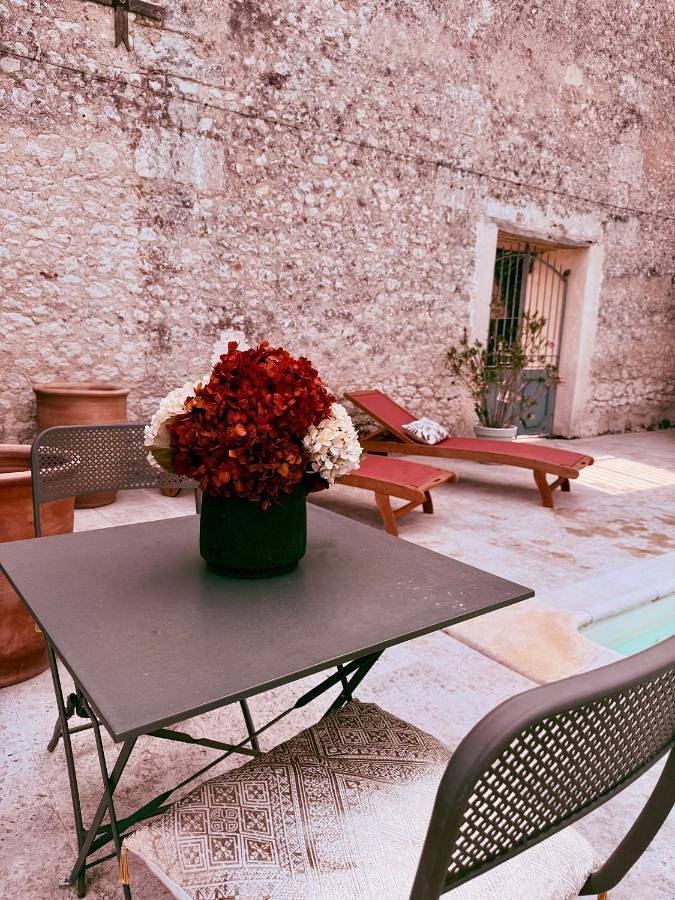 Maison de vacances pour 10 personnes, avec piscine ainsi que jardin et vue, animaux acceptés