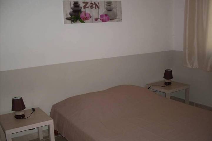 Location de vacances pour 6 personnes, avec jardin et terrasse à Tourrettes - 4