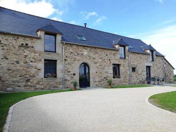 Cottage pour 2 personnes, avec jardin à Ploubalay