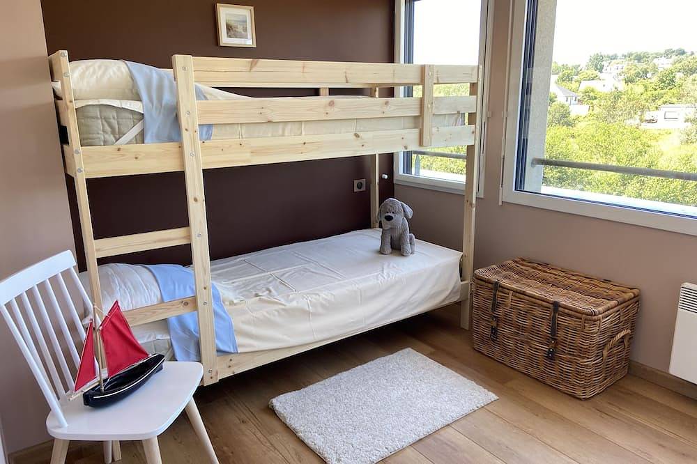 Appartement entier, Appartement 3* pour 4 pers proche de la plage du Trez-Hir in Plougonvelin, Région de Brest