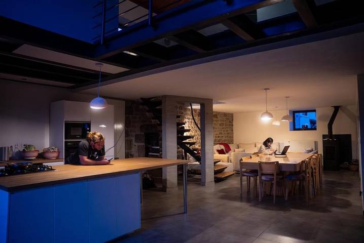 Location de vacances pour 14 personnes, avec terrasse, animaux acceptés à Tiranges