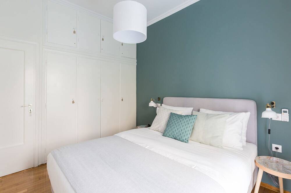 Entire apartment, Sleek Flat in Central Syntagma in Central Section of Athens, Athens