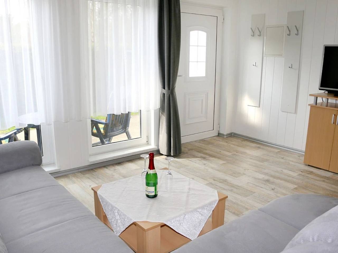 Appartement entier, Ostseeoase Prerow - Ferienwohnung, mit Terrasse, max. 4 Personen in Prerow, Péninsule Fischland-Darss-Zingst