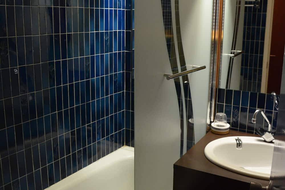 Geheel appartement, Studio voor 4 personen in Auris-en-Oisans, Coquet, goed uitgerust, Splendid View in Auris, Écrins Nationaal Park