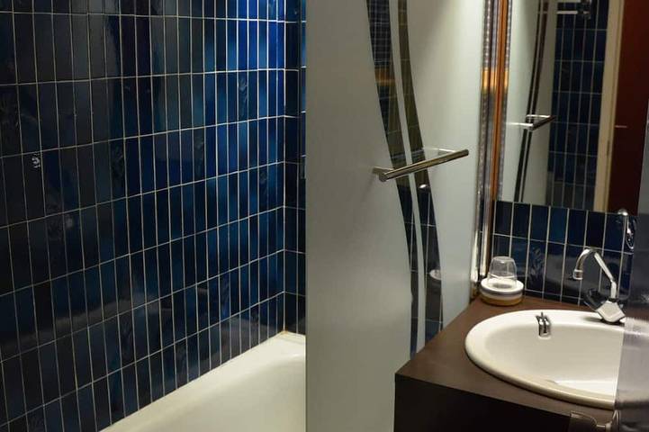 Gîte pour 4 personnes, avec balcon et piscine dans Office De Tourisme D Auris En Oisans - 3