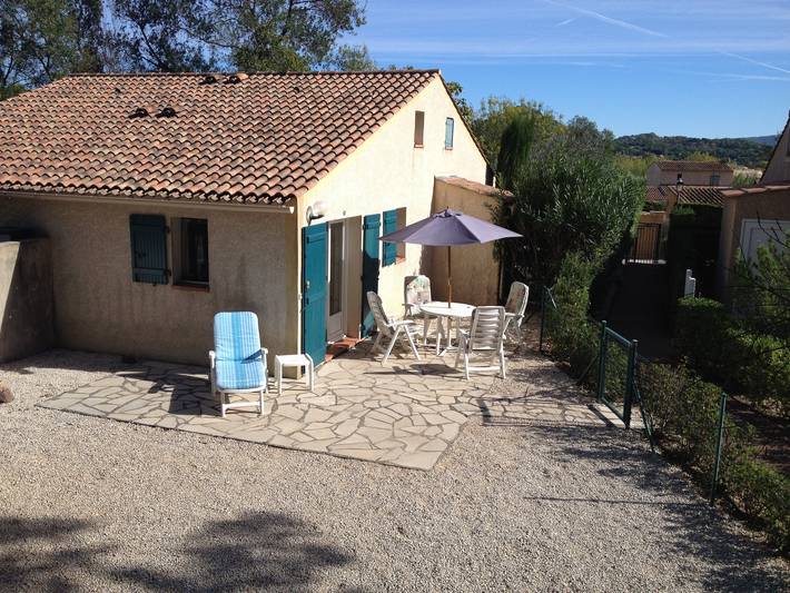 Gîte pour 4 personnes, avec piscine